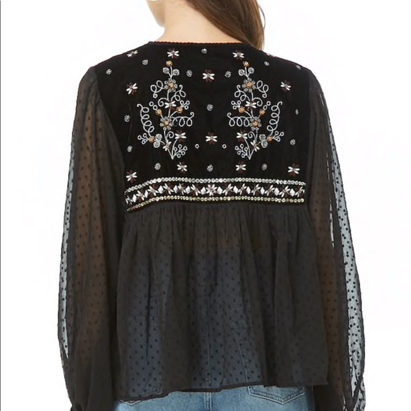 Boho Embroidered clip dot peasant top - Picture 3 of 5